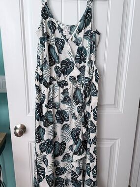 NWOT Naïf Tropical Leaf Wrap Maxi Dress in Teal & White Size 1X